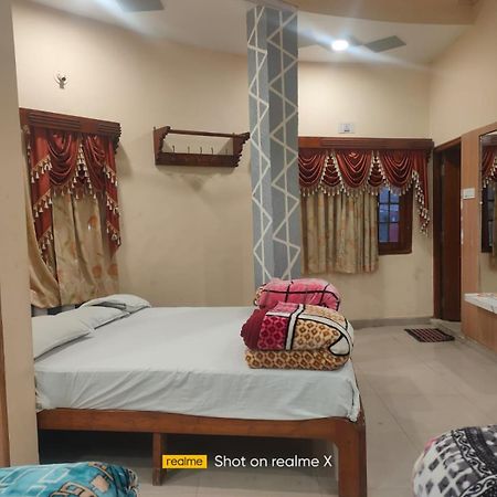 Hotel Pleasure Landmark Ujjain Exterior photo